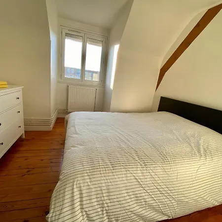 T4 Place Voltaire - 016 Apartamento *